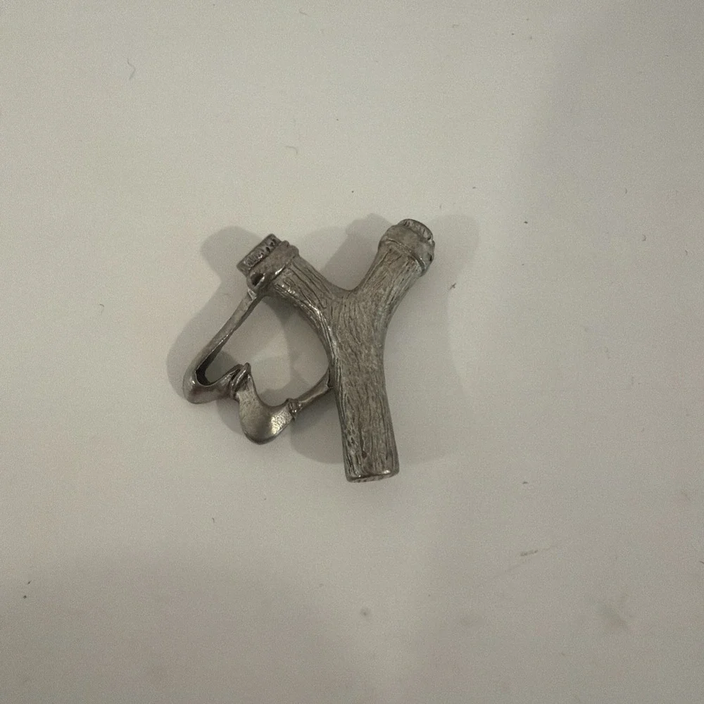 Clue Game Replacement Piece:‎ The Simpsons Edition Pewter Slingshot